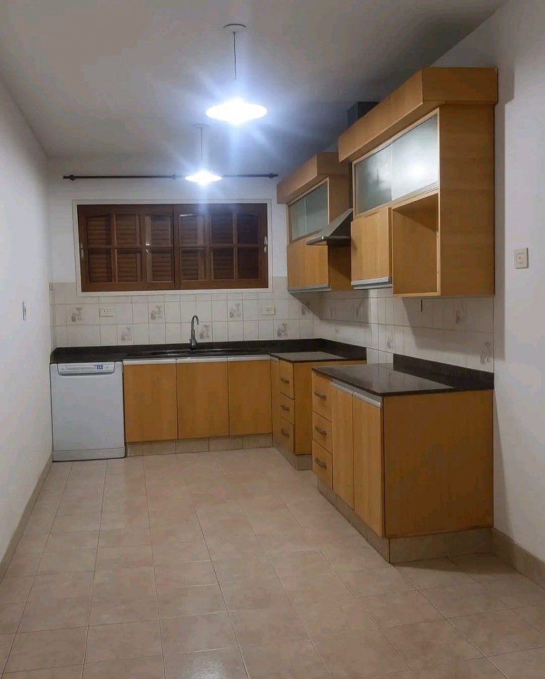 CASA - PICO TRUNCADO, SANTA CRUZ