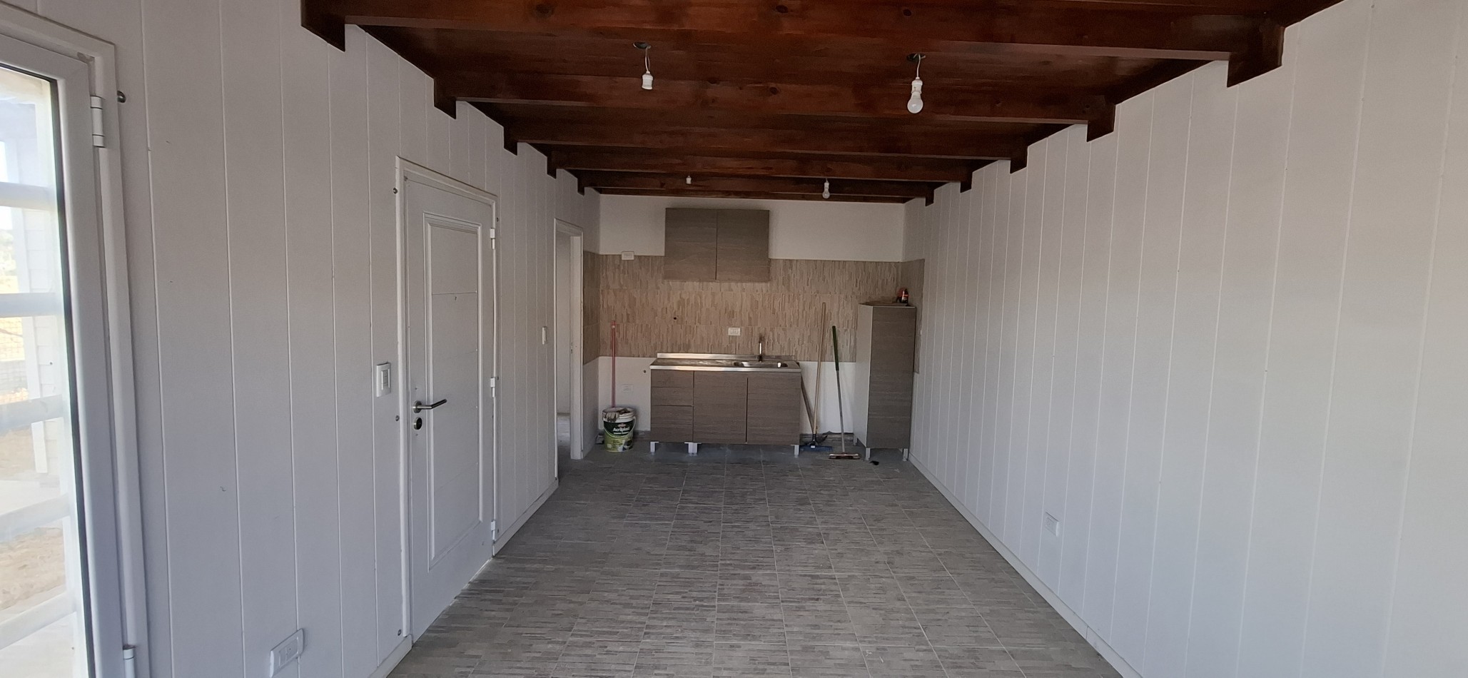 CASA PREFABRICADA - BARRIO LOS BRETES